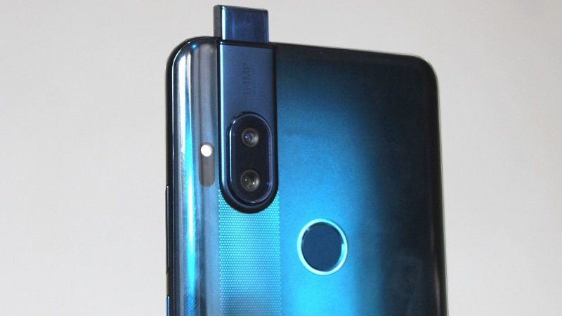 Ảnh thực tế Motorola One Hyper rò rỉ trước đó Ảnh thực tế Motorola One Hyper rò rỉ trước đó