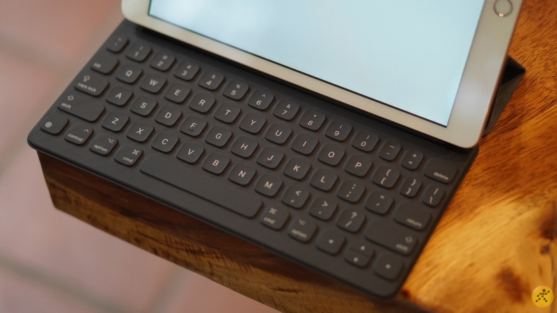 iPad Smart Keyboard 