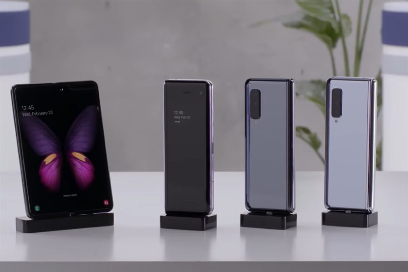 Sau 5 phút mở bán, Galaxy Fold màn hình gập với giá 53 triệu cháy hàng tại Trung Quốc