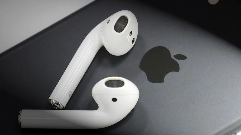 AirPods AirPods
