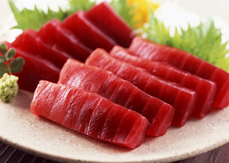 Bước 1 Sơ chế cá Salad cá ngừ sống