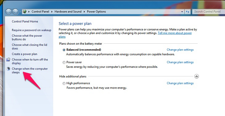 Chọn Change when the computer sleeps ở vị trí bên trái.