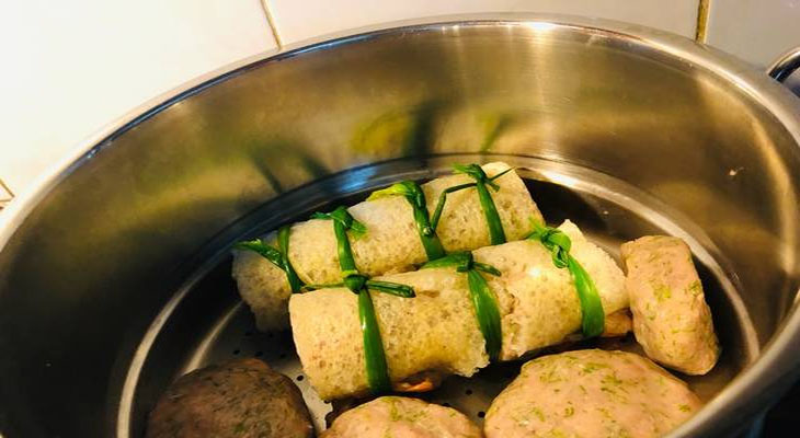 Hấp bì bóng cuộn