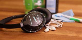 Hướng dẫn cách vệ sinh tai nghe sạch như mới cực dễ