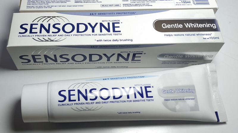 Kem đánh răng Sensodyne Gentle Whitening