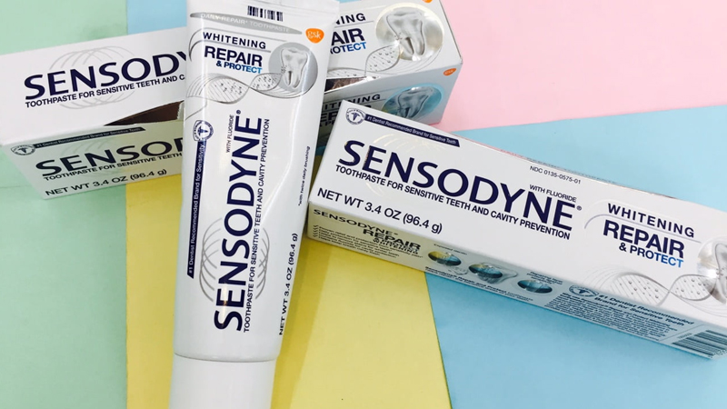 Kem đánh răng Sensodyne Repair & Protect