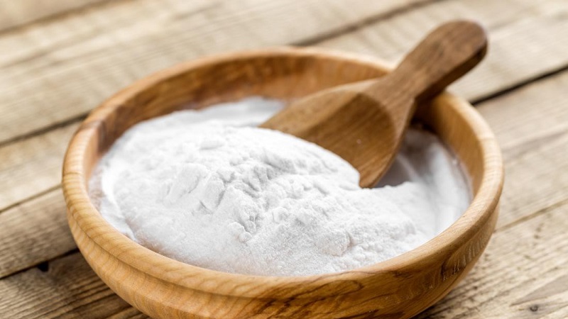 Baking soda giúp hút ẩm trong tủ quần áo