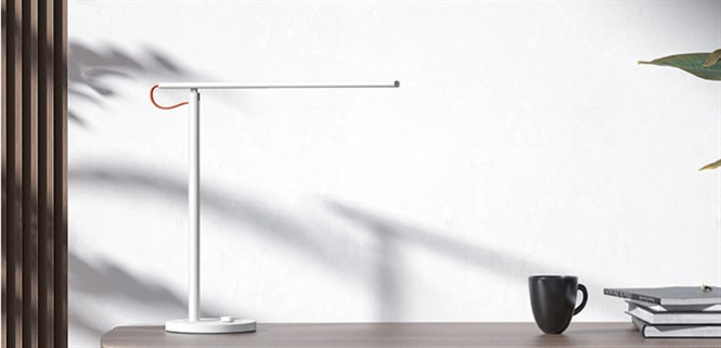 Xiaomi ra mắt đèn bàn thông minh Mi Smart 1S, giá 649.000 đồng