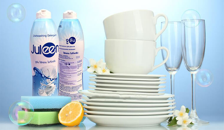 Các loại nước rửa chén Thái Lan tốt nhất hiện nay được bà nội trợ tin dùng