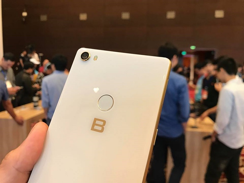Bphone 3 Bphone 3