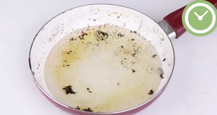 Soak in hot water for about 30 minutes to remove burn marks on ceramic pans