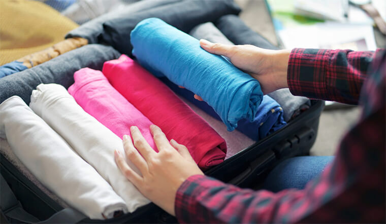 Bí quyết gấp áo thun cực gọn và không bao giờ bị bung