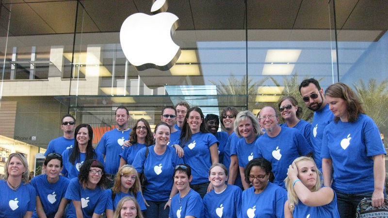 Tổng số nhân viên của Apple, Google, Amazon, Facebook gần bằng dân số Đà Nẵng Tổng số nhân viên của Apple, Google, Amazon, Facebook gần bằng dân số Đà Nẵng