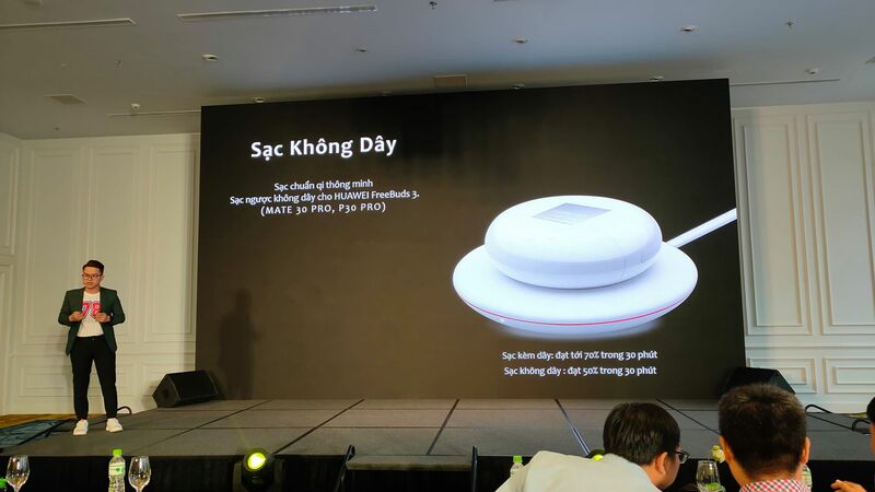 Huawei ra mắt tai nghe chống ồn FreeBuds 3 Huawei ra mắt tai nghe chống ồn FreeBuds 3