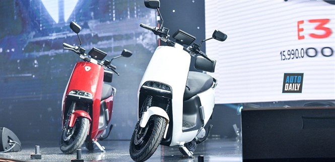 Hướng dẫn sử dụng bình ắc quy Lithium và bộ sạc trên xe máy điện