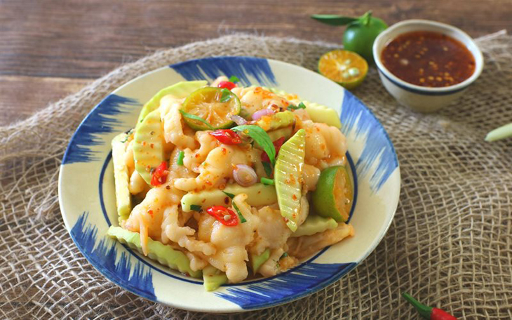 Chân gà rút xương trộn xoài xanh chua ngọt