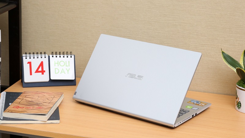 Laptop giảm giá Online Friday Laptop giảm giá Online Friday