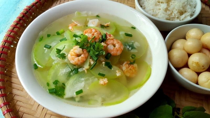 How to make gourd soup with shrimp is easy to make, no matter how clumsy you can do it