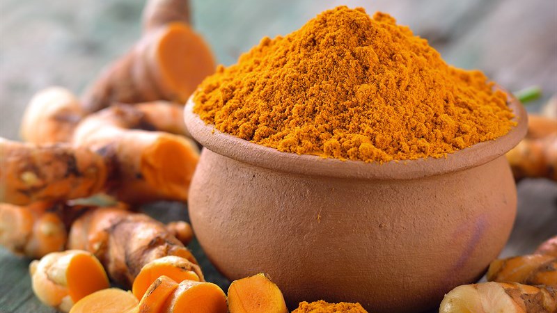 Hoạt chất curcumin có trong tinh bột nghệ có tác dụng chống viêm