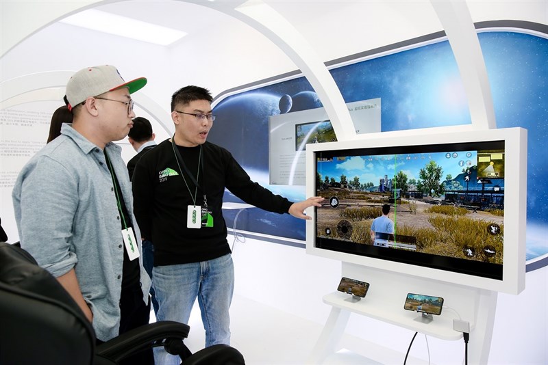 OPPO lần đầu tung hàng loạt thiết bị thông minh đa dạng, đón đầu kỷ nguyên công nghệ 5G, AR, IoT tại sự kiện INNO DAY OPPO lần đầu tung hàng loạt thiết bị thông minh đa dạng, đón đầu kỷ nguyên công nghệ 5G, AR, IoT tại sự kiện INNO DAY