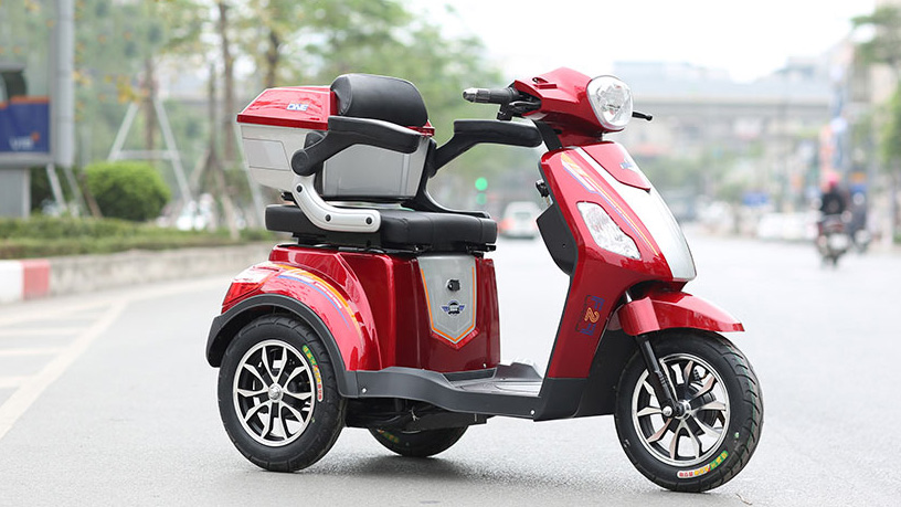 Ngắm Honda Click độ 3 bánh như siêu môtô tại Sài Gòn