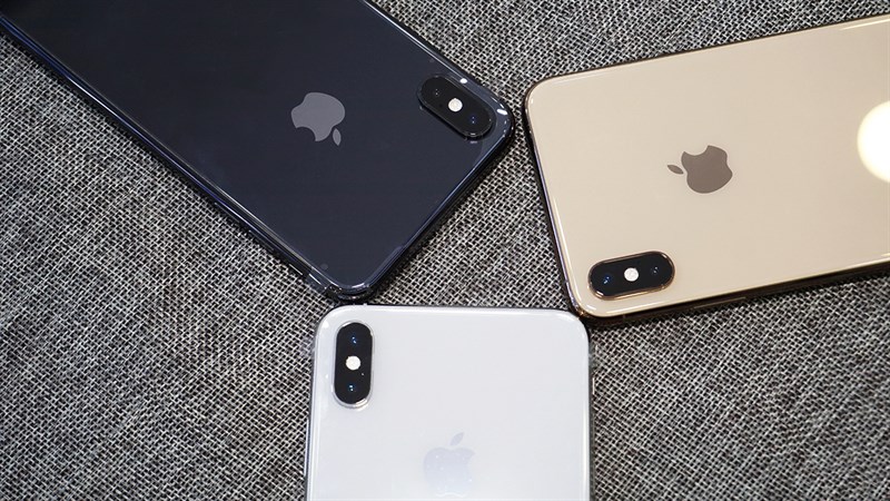 iPhone Xs Max, iOS 13, đánh giá: Với việc ra mắt iOS 13 trên iPhone Xs Max vừa qua, sản phẩm này đã nhanh chóng trở thành tâm điểm chú ý của giới công nghệ. Được đánh giá là một trong những phiên bản iPhone tốt nhất từ trước đến nay, iPhone Xs Max không chỉ sở hữu ngoại hình đẹp mắt mà còn có hiệu năng vượt trội và tính năng đa dạng. Hãy cùng xem hình ảnh đặc biệt về iPhone Xs Max và cảm nhận sự khác biệt mà sản phẩm này mang lại.