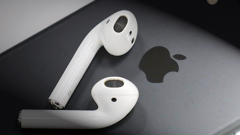 Apple AirPods
