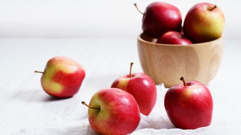 Các câu hỏi về việc ăn táo