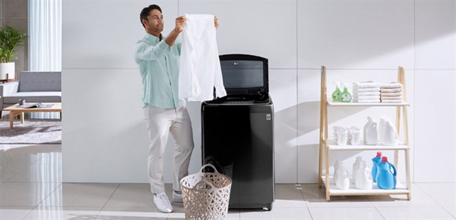 4 mẹo giúp giữ áo quần trắng sáng sau khi giặt theo thời gian