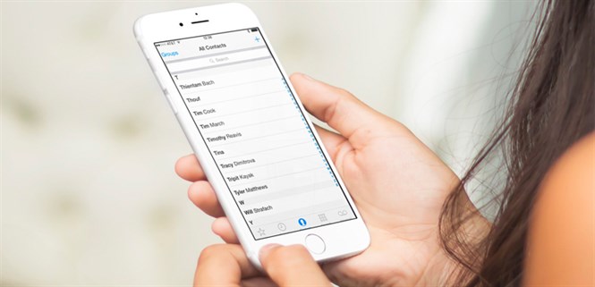 Cách xóa và gộp danh bạ bị trùng lặp trên iPhone, iPad