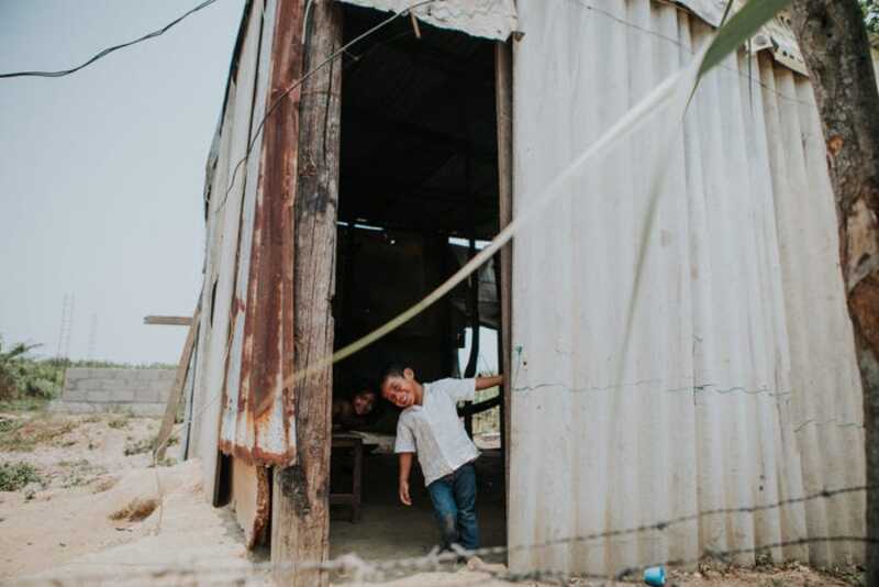 Các hộ khó khăn