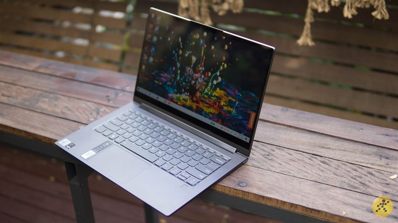 Trên tay nhanh Lenovo Yoga C940