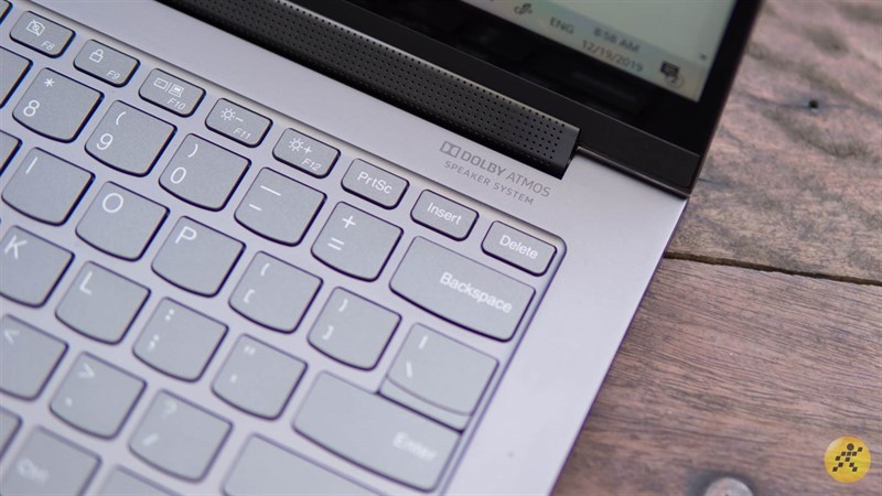 Trên tay nhanh Lenovo Yoga C940