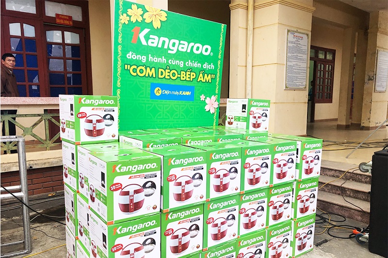 Hành trình trao tặng 10.000 nồi cơm điện yêu thương cho người dân nghèo của Điện máy XANH chính thức bắt đầu Hành trình trao tặng 10.000 nồi cơm điện yêu thương cho người dân nghèo của Điện máy XANH chính thức bắt đầu