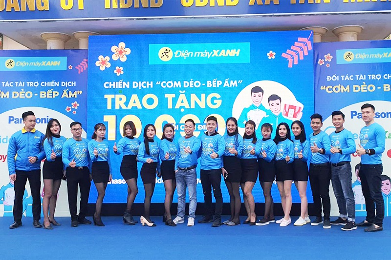 Hành trình trao tặng 10.000 nồi cơm điện yêu thương cho người dân nghèo của Điện máy XANH chính thức bắt đầu Hành trình trao tặng 10.000 nồi cơm điện yêu thương cho người dân nghèo của Điện máy XANH chính thức bắt đầu