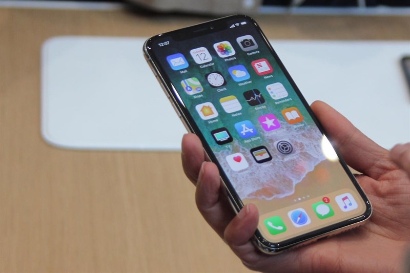 Dường như ai cũng gặp trường hợp này? Người dùng iPhone X đang phàn nàn về việc pin tụt quá nhanh Dường như ai cũng gặp trường hợp này? Người dùng iPhone X đang phàn nàn về việc pin tụt quá nhanh