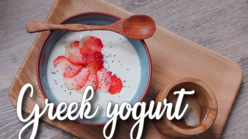 What is Greek yogurt? Top 5 most nutritious Greek yogurt