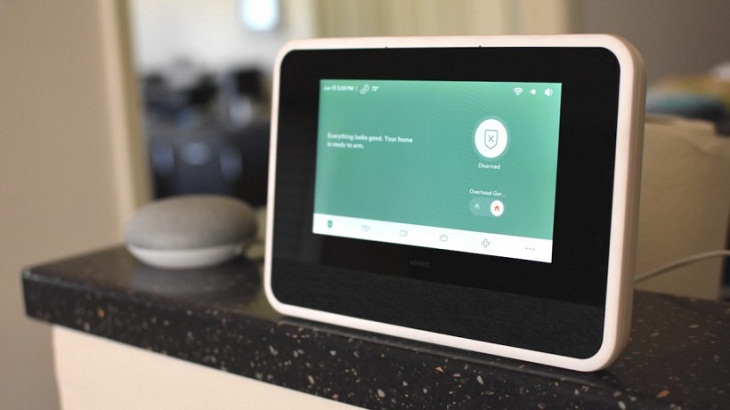 Thiết bị điều khiển Smart hubs Vivint