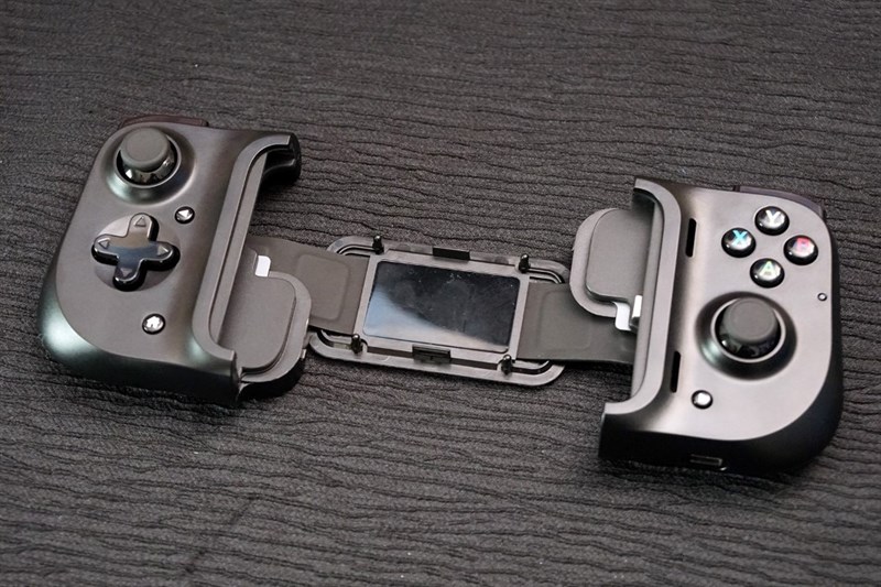 [CES 2020] Razer hợp tác với Gamevice ra mắt bộ điều khiển trò chơi cho iPhone