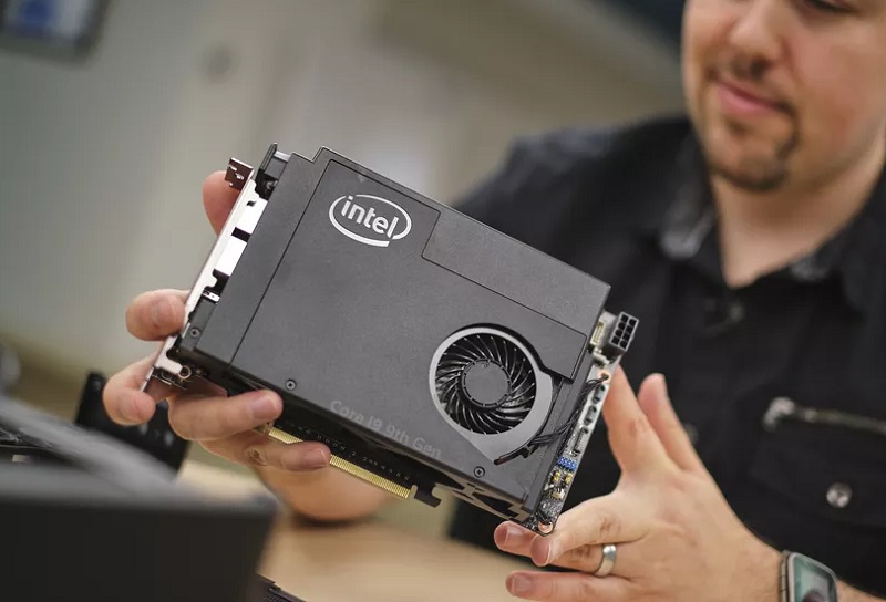 Razer giới thiệu dàn PC gaming siêu khủng Razer Tomahawl