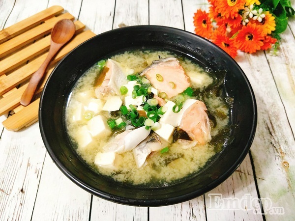 Bước 4 Thành phẩm Canh miso cá hồi