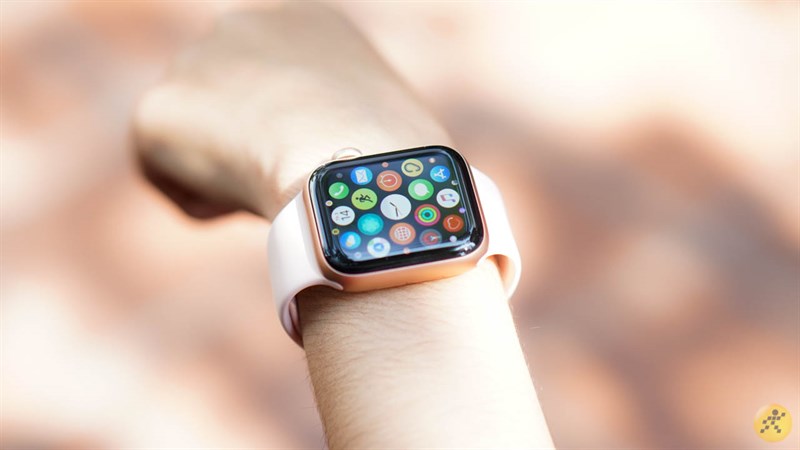 Trên tay Apple Watch S5 LTE màu Hồng: