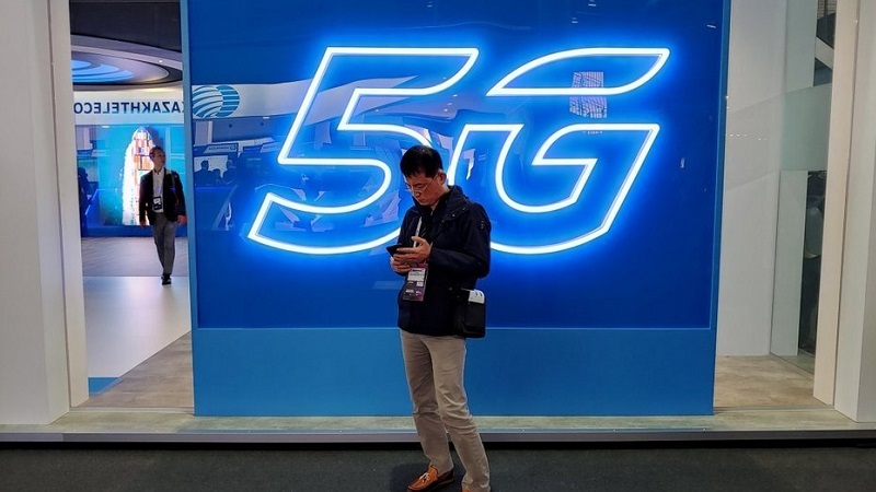 Báo cáo mới cho biết nhu cầu mua smartphone 5G sẽ thấp hơn dự kiến, riêng bạn có đang tính mua? Báo cáo mới cho biết nhu cầu mua smartphone 5G sẽ thấp hơn dự kiến, riêng bạn có đang tính mua?