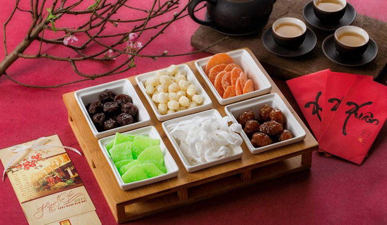 Về quê ăn Tết, đừng quên mua bánh mứt nhỏ nhỏ dễ mang mà còn ngon thế này cho gia đình và lũ trẻ