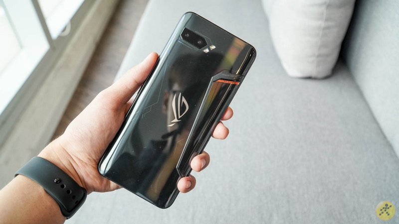 ASUS cho biết ROG Phone II chỉ tạm thời khan hàng, riêng bạn có đang chờ mua chiếc smartphone chuyên game này? ASUS cho biết ROG Phone II chỉ tạm thời khan hàng, riêng bạn có đang chờ mua chiếc smartphone chuyên game này?