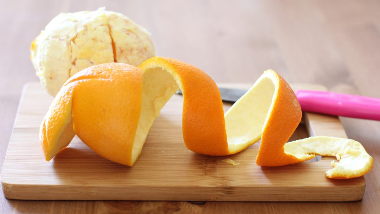 Vỏ cam có thể khử mùi bình giữ nhiệt thức ăn hiệu quả