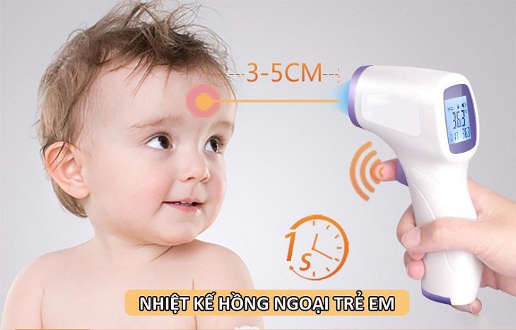 ưu và nhược điểm đo nhiệt độ cho bé ở trán