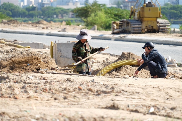 Tăng thân nhiệt là gì? Biểu hiện, cách xử lí khi bị tăng thân nhiệt