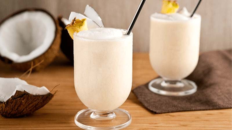 How to make a sweet and fatty coconut smoothie that instantly cools down