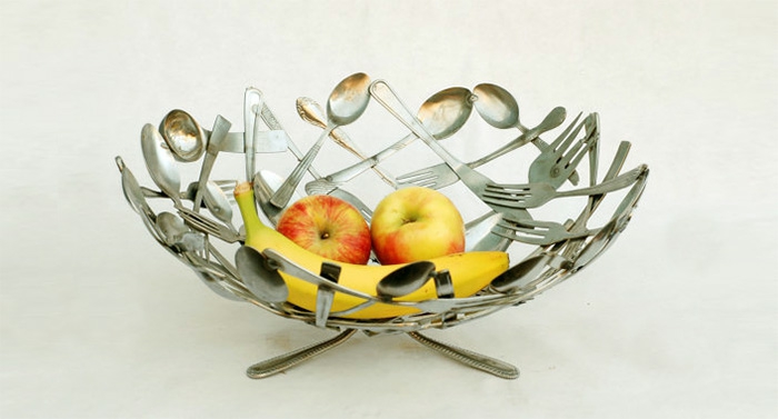 Use a spoon to make a fruit basket